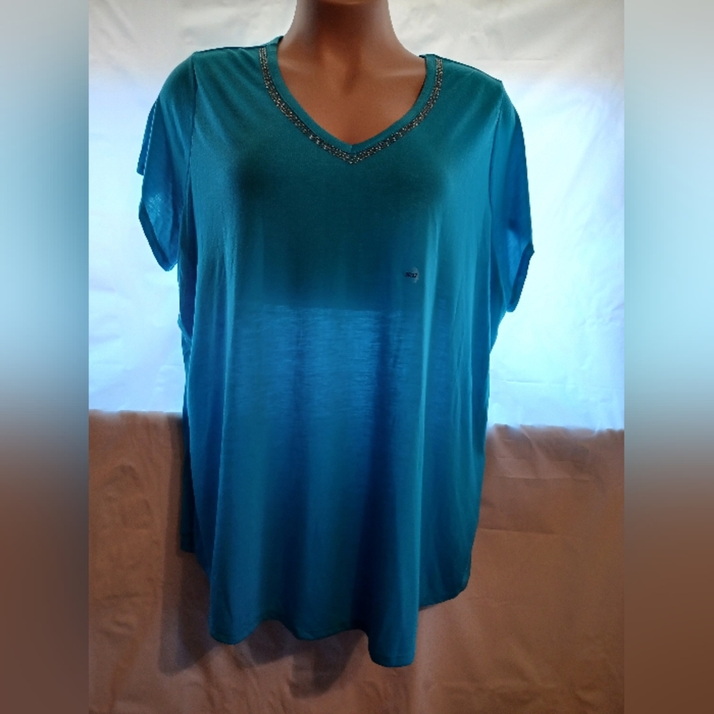 Avenue Plus Size Women's 30/32 4X Blue T-Shirt/Top